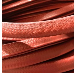 Profil en U rouge brique pour bord de tôle avec armature métallique