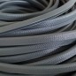 Profil en U gris foncé pour bord de tôle avec armature métallique Profil en U gris foncé pour bord de tôle avec armature métallique